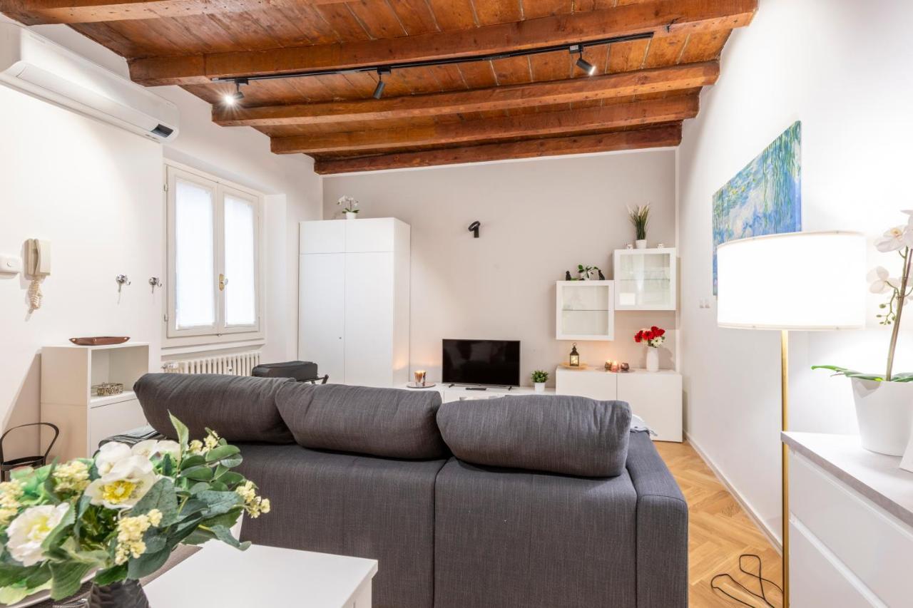 Monte Nero, 62 - Comodo E In Posizione Apartment Mailand